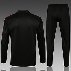Conjunto Internacional 21/22 Preto - Com Fecho